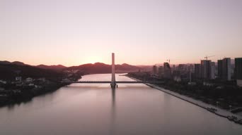 旅拍风景,配音,夕阳,美景,树木,高楼,桥梁,全景