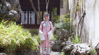 美女帅哥,配音,衣服,植物,树木,花,全景