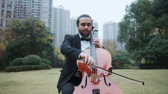 乐器演奏,带货,衣服,全景
