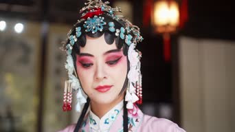 配音,衣服,全景