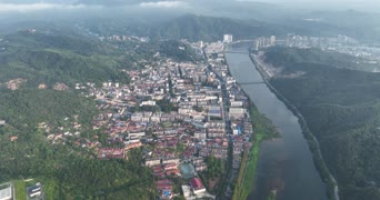 旅拍风景,旅拍,美景,大自然,树木,缆车,全景