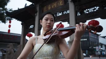 乐器演奏,街拍,吉他,衣服,弹小提琴,全景