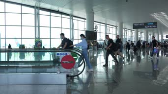 旅拍风景,汽车周边,家具,禁止驶入,公共汽车,衣服,机场
