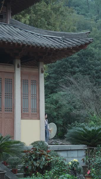 美女帅哥,农村,植物,树木,衣服,全景