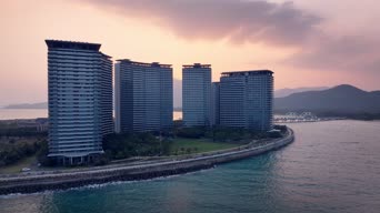 旅拍风景,配音,美景,夕阳,高楼,树木,巡洋舰,湖泊,全景