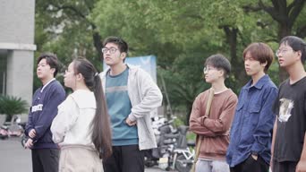 街拍,少年,男神,衣服,植物,树木,全景