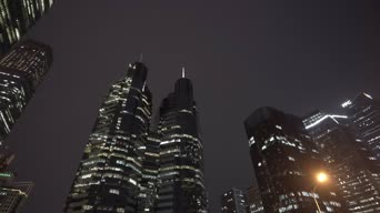 旅拍风景,夜景,雪,灯光,树木,高楼,高楼大厦,全景