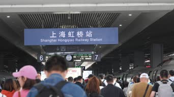 旅拍风景,vlog,街拍,衣服,火车站,全景
