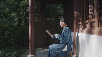 经典语录,配音,衣服,树木,植物,阅读,全景
