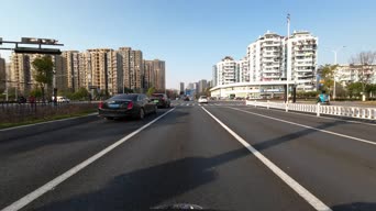 生活日常,街拍,美景,高楼,树木,公共汽车,人行横道,全景,丽港城
