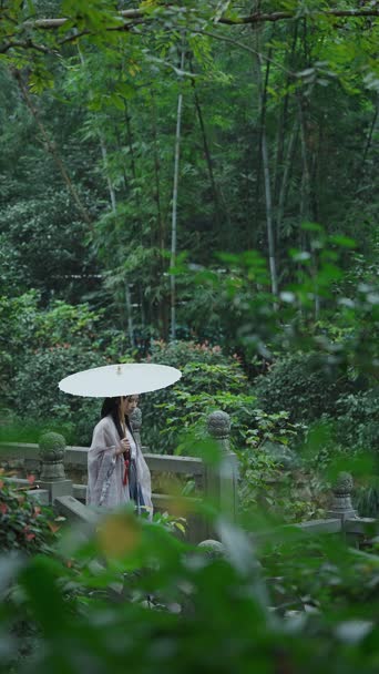 美女帅哥,美景,大自然,树木,植物,衣服,全景