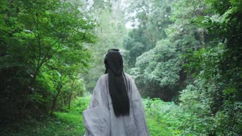 美女帅哥,vlog,美景,树木,衣服,植物,全景