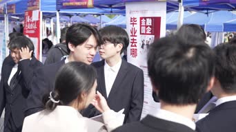 家具,衣服,毕业,全景