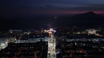旅拍风景,配音,知识,高楼,树木,全景,Chaîne de l'Épine