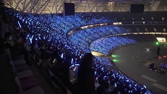 旅拍风景,歌曲演唱,演唱会,显示设备,全景