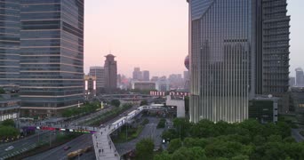 旅拍风景,城市,高楼,公共汽车,全景,外滩,东方明珠广播电视塔