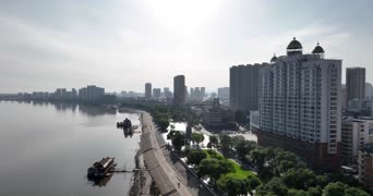 旅拍风景,城市,美景,配音,高楼,树木,河流,全景