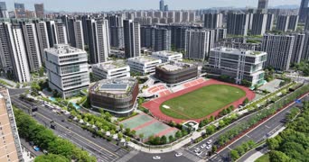 生活日常,美景,城市,抗击疫情,高楼,足球场,全景
